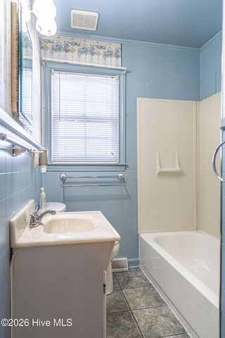908 Jefferson Street, Hamlet, NC 28345