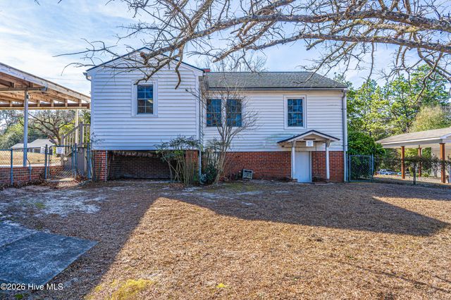 908 Jefferson Street, Hamlet, NC 28345