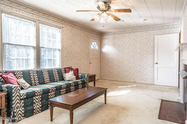 908 Jefferson Street, Hamlet, NC 28345