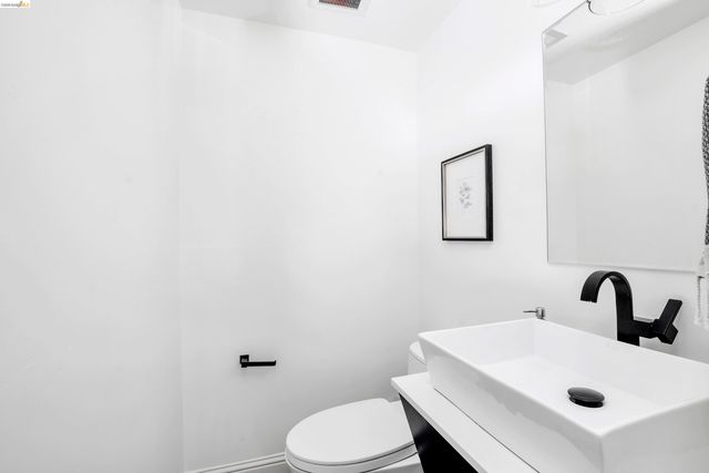 2622 Breton Pl, Walnut Creek, CA 94598