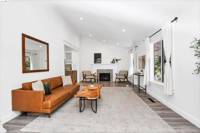 2622 Breton Pl, Walnut Creek, CA 94598