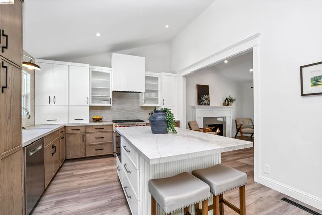 2622 Breton Pl, Walnut Creek, CA 94598