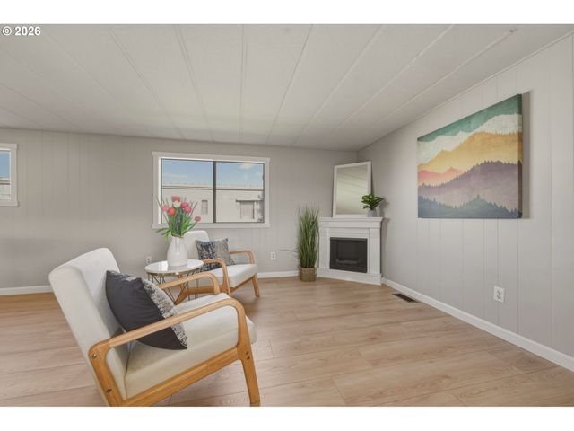1709 Ne 78TH St 101, Vancouver, WA 98665
