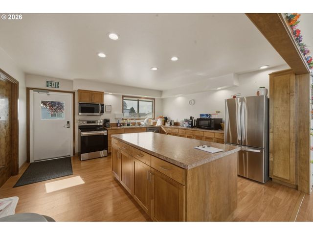 1709 Ne 78TH St 101, Vancouver, WA 98665