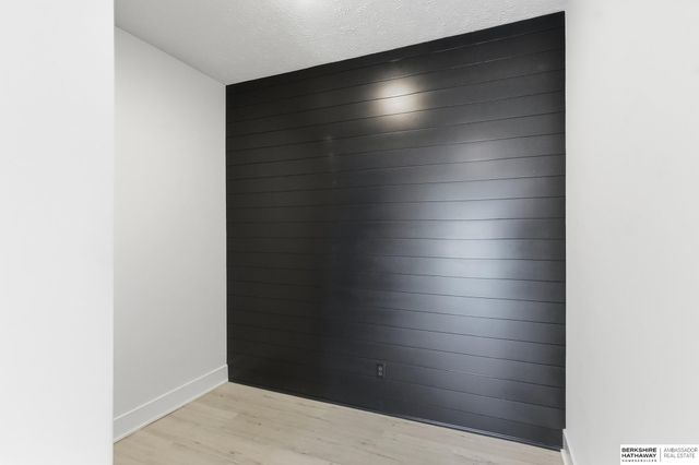 19002 Acorn Drive, Gretna, NE 68028