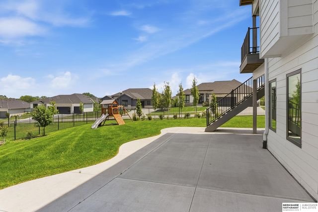 19002 Acorn Drive, Gretna, NE 68028