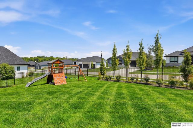 19002 Acorn Drive, Gretna, NE 68028