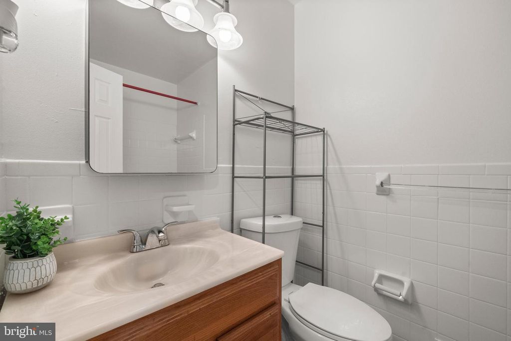 Image 19 of property listing at 8304 ALLENTOWN RD, Fort Washington, MD 20744