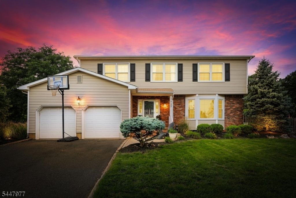 77 Rohill Rd, Hillsborough Twp., NJ 08844 — exterior