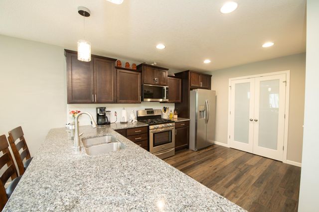 9415 Toledo Lane N, Brooklyn Park, MN 55443