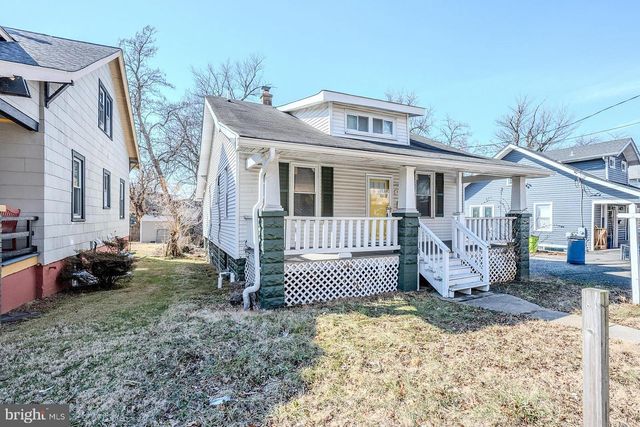 3904 38TH ST, Brentwood, MD 20722