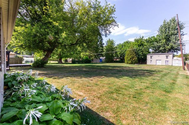 5555 Botsford Avenue, Sterling Heights, MI 48310