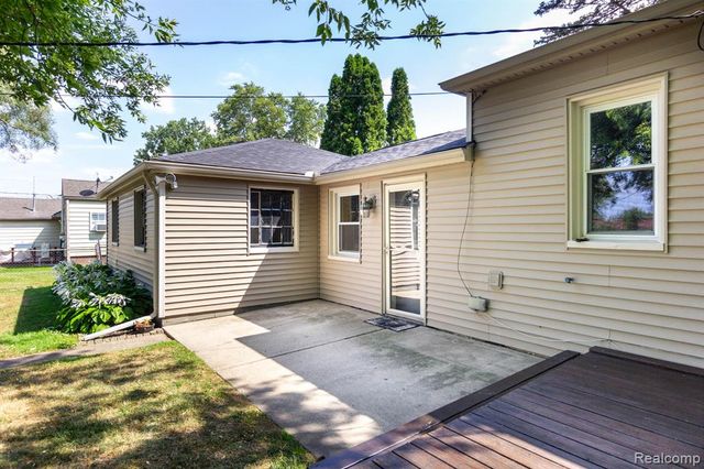 5555 Botsford Avenue, Sterling Heights, MI 48310