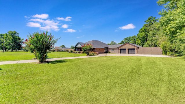 65 County Road 2209 N, Cleveland, TX 77327