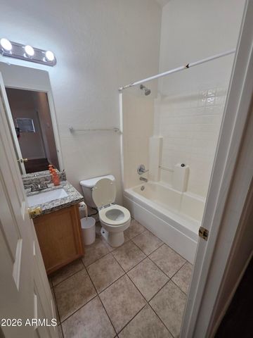 2016 S HAMMOND Drive 109, Tempe, AZ 85282