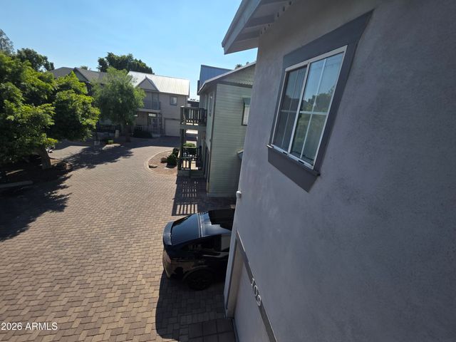 2016 S HAMMOND Drive 109, Tempe, AZ 85282