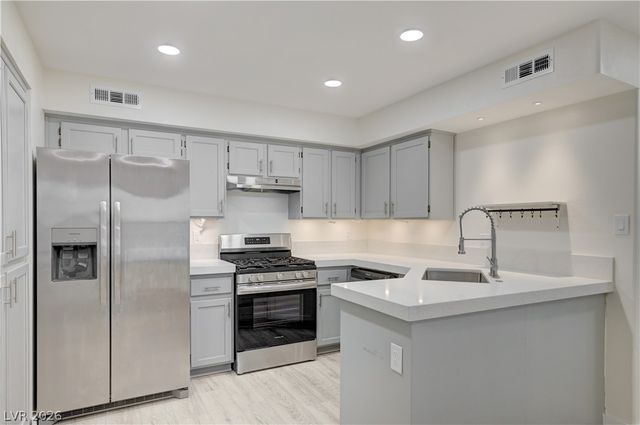 9548 Wooden Pier Way, Las Vegas, NV 89117