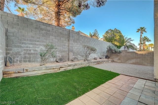 9548 Wooden Pier Way, Las Vegas, NV 89117