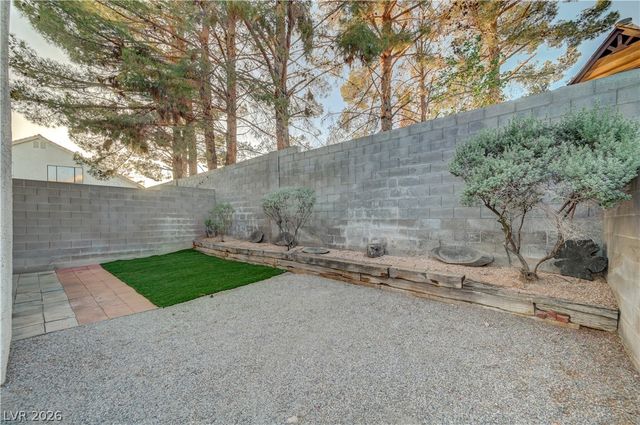 9548 Wooden Pier Way, Las Vegas, NV 89117