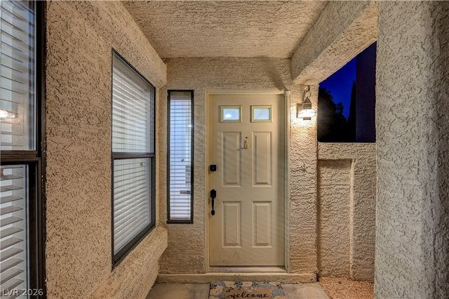 9548 Wooden Pier Way, Las Vegas, NV 89117