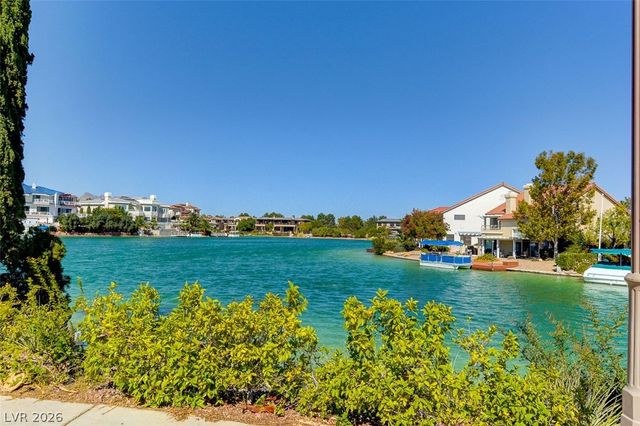 9548 Wooden Pier Way, Las Vegas, NV 89117