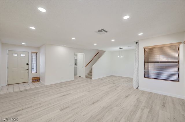 9548 Wooden Pier Way, Las Vegas, NV 89117