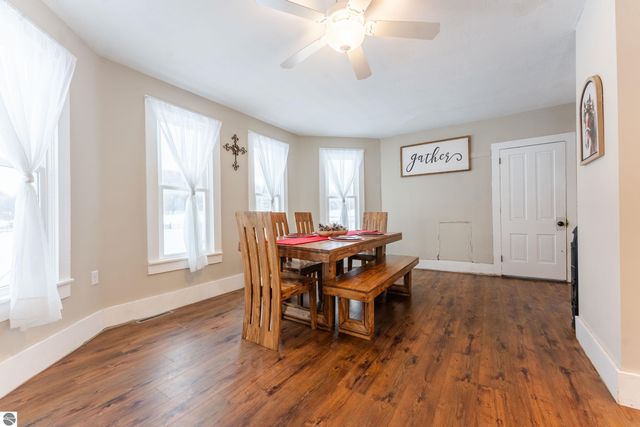 2526 Lake Ann Road, Interlochen, MI 49643