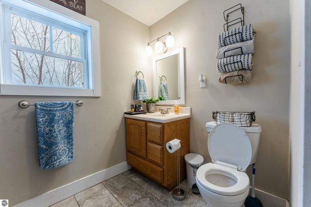 2526 Lake Ann Road, Interlochen, MI 49643