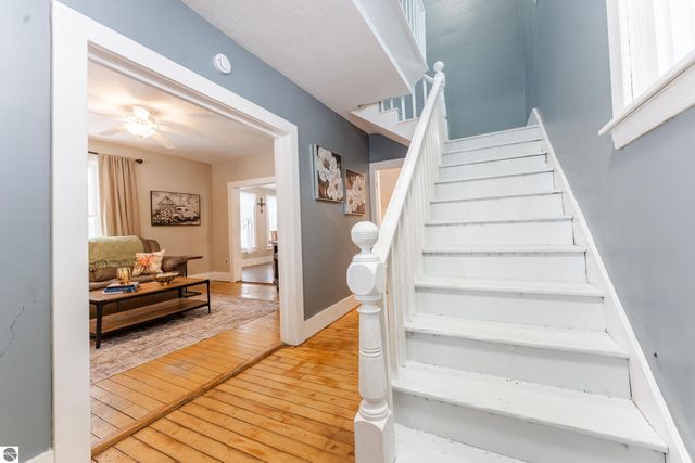 2526 Lake Ann Road, Interlochen, MI 49643