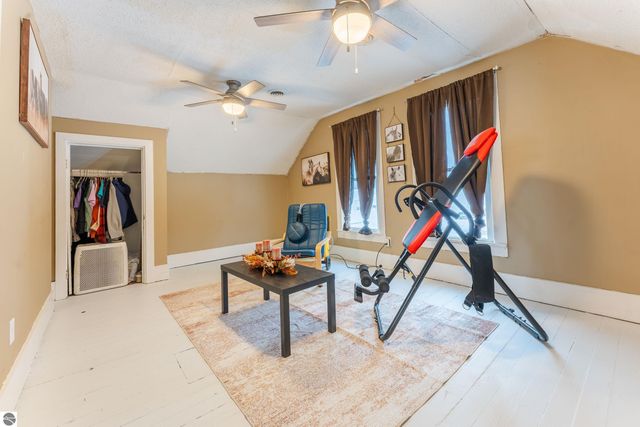 2526 Lake Ann Road, Interlochen, MI 49643