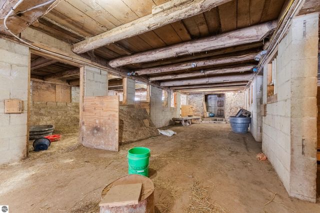 2526 Lake Ann Road, Interlochen, MI 49643