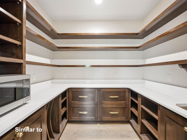 3009 Clearwater Drive, Norwalk, IA 50211