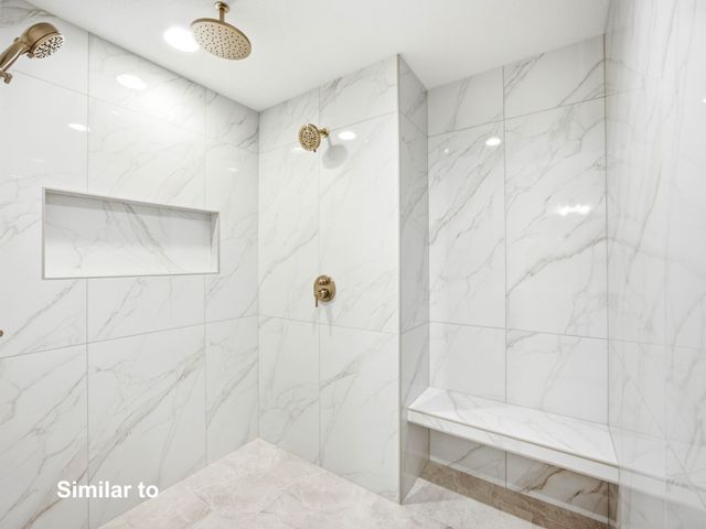 3009 Clearwater Drive, Norwalk, IA 50211