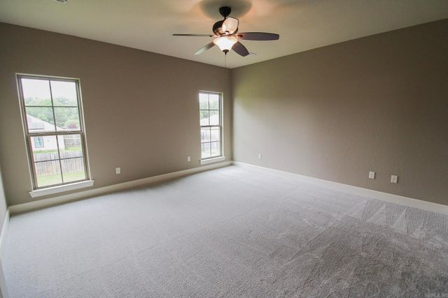 2240 Shadow Falls Drive, Conway, AR 72032