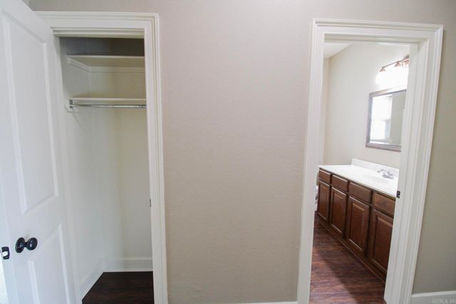2240 Shadow Falls Drive, Conway, AR 72032