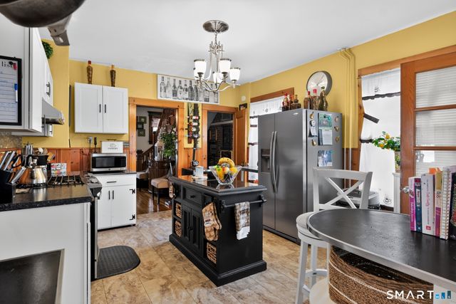 9 Pearl Street, Plymouth, CT 06786