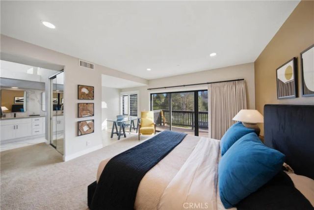 25 Canyon Island, Newport Beach, CA 92660