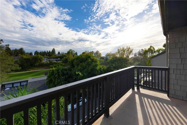 25 Canyon Island, Newport Beach, CA 92660