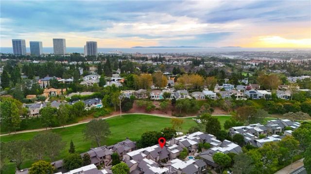 25 Canyon Island, Newport Beach, CA 92660