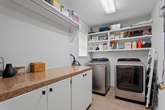 57970 E 230 Road, Fairland, OK 74343