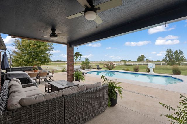 57970 E 230 Road, Fairland, OK 74343