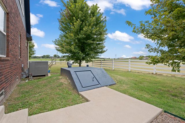 57970 E 230 Road, Fairland, OK 74343