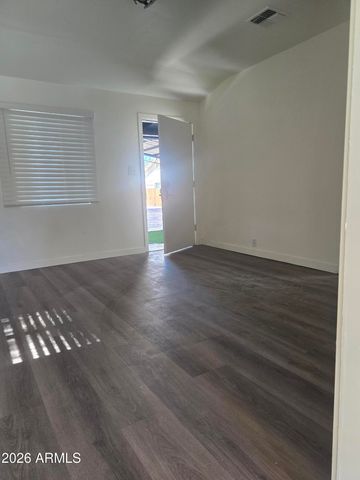 746 W COOLIDGE Street, Phoenix, AZ 85013