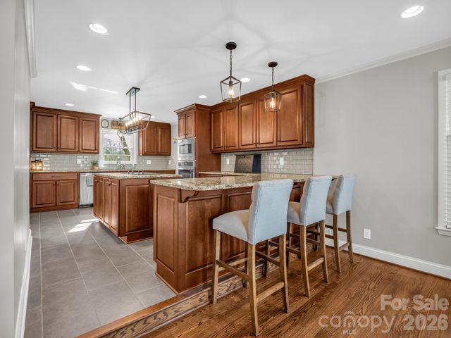 522 Country Club Circle, Shelby, NC 28150