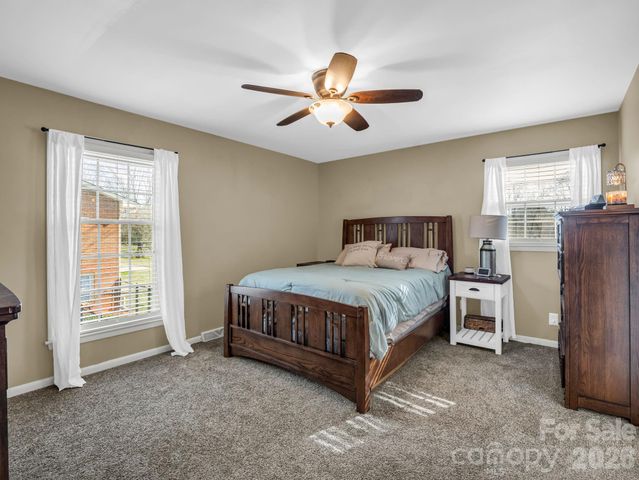 522 Country Club Circle, Shelby, NC 28150