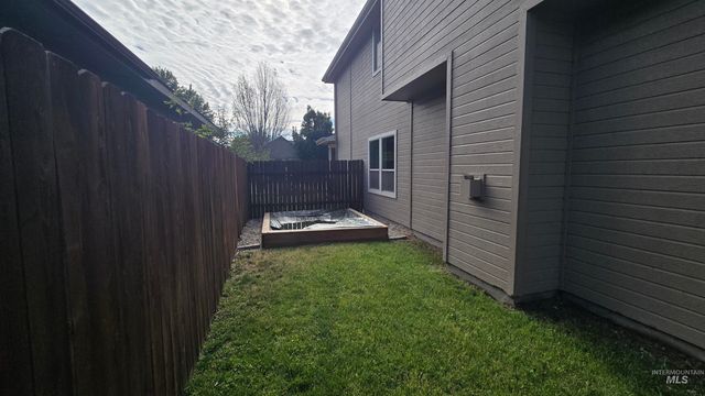 6271 N Stafford Place, Boise, ID 83713