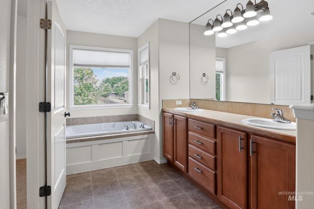6271 N Stafford Place, Boise, ID 83713