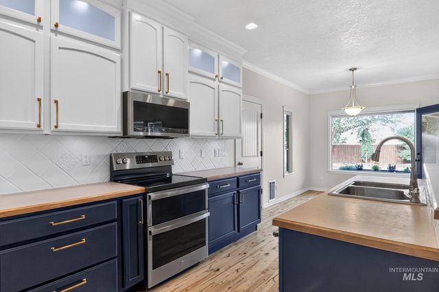 6271 N Stafford Place, Boise, ID 83713
