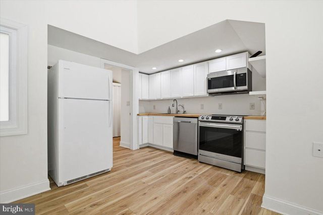 563 PENSYL CREEK RD, Stroudsburg, PA 18360