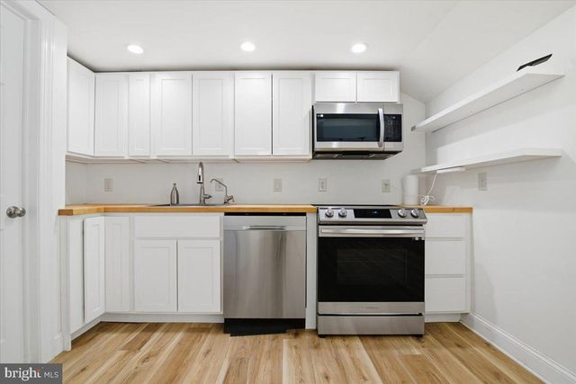 563 PENSYL CREEK RD, Stroudsburg, PA 18360